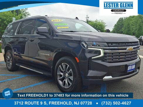 Certified 2022 Chevrolet Suburban LT w/ LT Signature Plus Package AWD/4WD image 1