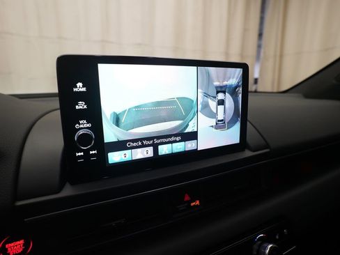 Certified 2025 Honda Pilot Black Edition image 22