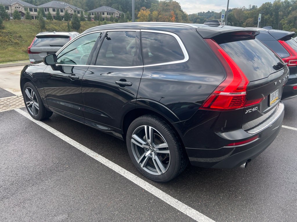 Used 2021 Volvo XC60 T5 Momentum w/ Premium Package AWD/4WD image 15