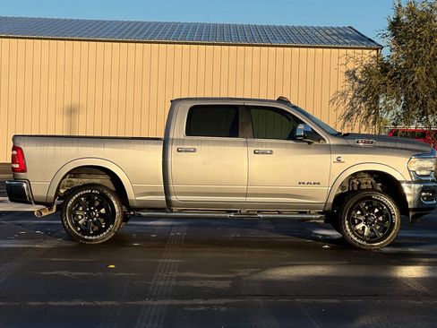 Used 2020 RAM 3500 Laramie AWD/4WD image 3