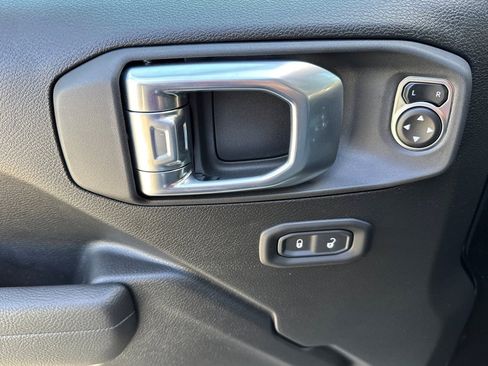 New 2026 Jeep Wrangler Sport AWD/4WD image 10