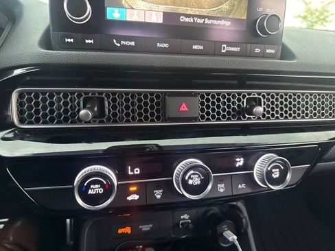 Used 2022 Honda Civic Sport image 22