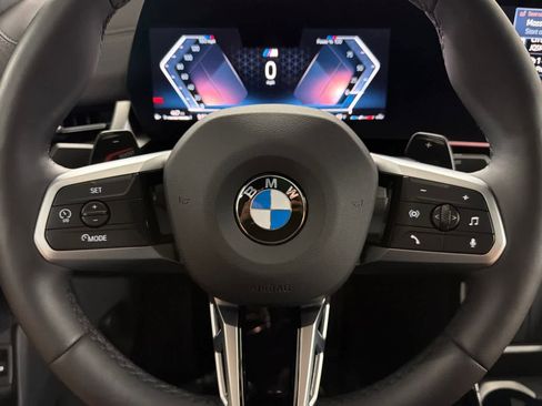 Used 2025 BMW X2 xDrive28i w/ M Sport Package AWD/4WD image 23