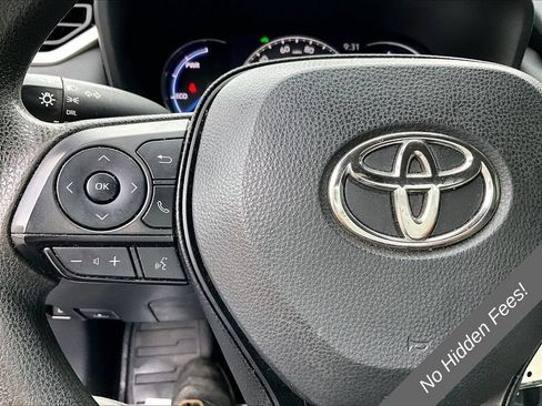 Used 2023 Toyota RAV4 LE AWD/4WD image 16