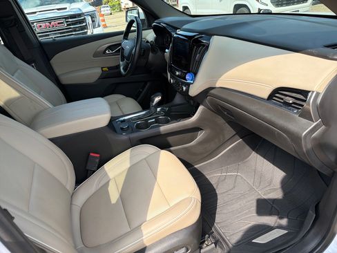 Used 2023 Chevrolet Traverse Premier w/ LPO, Floor Liner Package FWD image 13