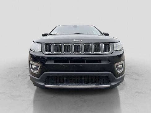 Used 2018 Jeep Compass Limited AWD/4WD image 11