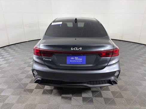 Used 2023 Kia Forte LXS w/ LXS Technology Package image 6