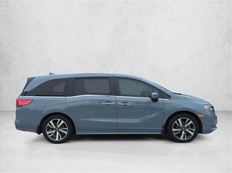 Used 2023 Honda Odyssey Touring video 4