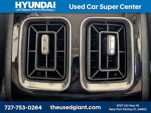 Used 2023 Kia Sorento SX AWD/4WD image 20