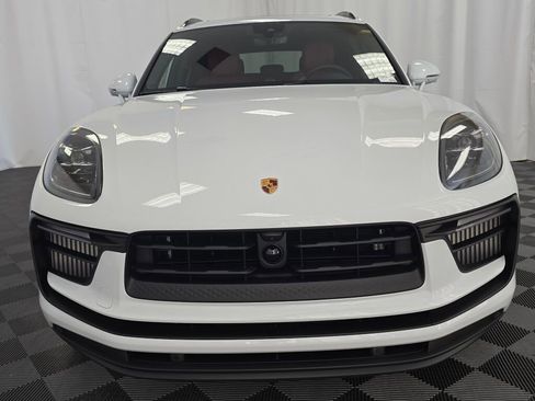 New 2026 Porsche Macan S image 10