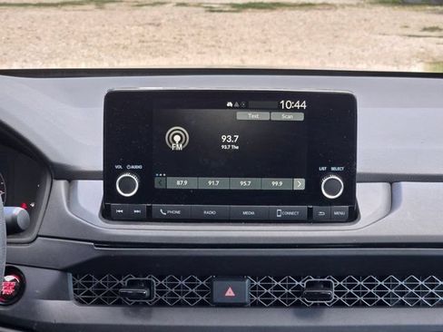 Used 2025 Honda Accord LX image 18