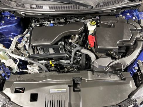 Used 2022 Nissan Rogue Sport SV w/ Technology Package image 9