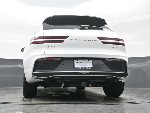 New 2026 Genesis GV70 2.5T Advanced image 16