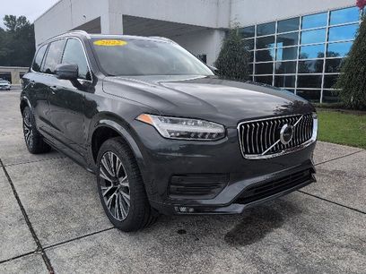Used 2022 Volvo XC90 T6 Momentum w/ Climate Package