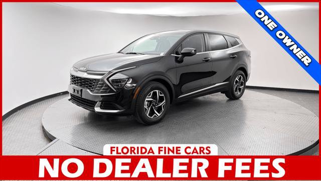 Used 2025 Kia Sportage LX FWD image 1