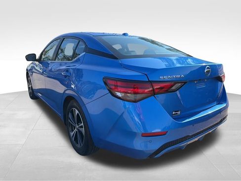 Used 2023 Nissan Sentra SV image 3