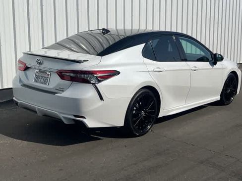 Used 2022 Toyota Camry XSE image 6
