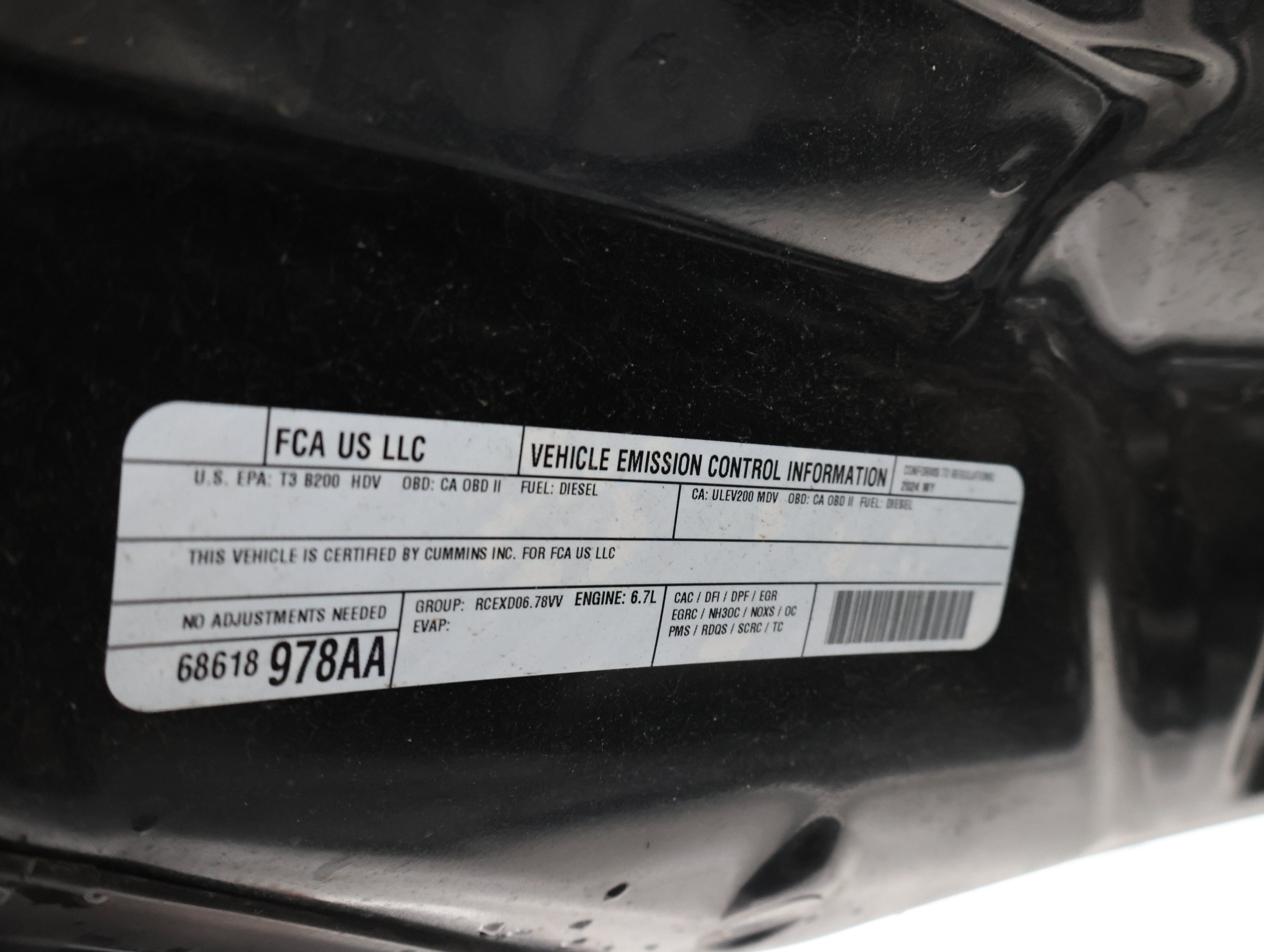 Used 2024 RAM 2500 Laramie AWD/4WD image 20