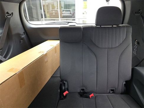 New 2025 Hyundai Palisade Calligraphy image 14