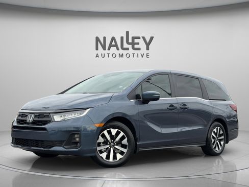 Certified 2026 Honda Odyssey EX-L image 1