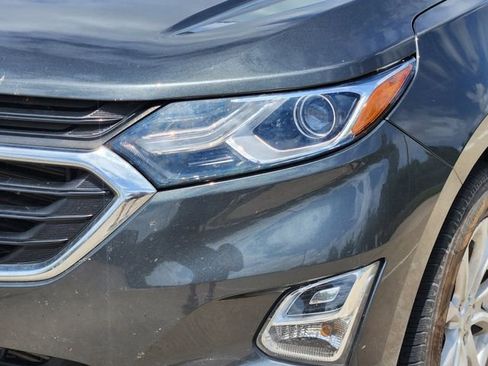 Used 2021 Chevrolet Equinox LT image 9