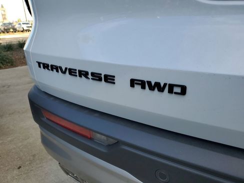 New 2026 Chevrolet Traverse Z71 w/ Driver Confidence Package image 7