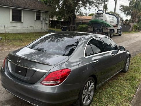 Used 2017 Mercedes-Benz C 300 Sedan image 12