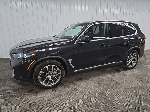 Used 2025 BMW X5 xDrive40i w/ Premium Package image 6