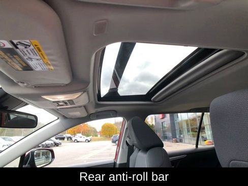 Used 2025 Toyota RAV4 XLE image 21