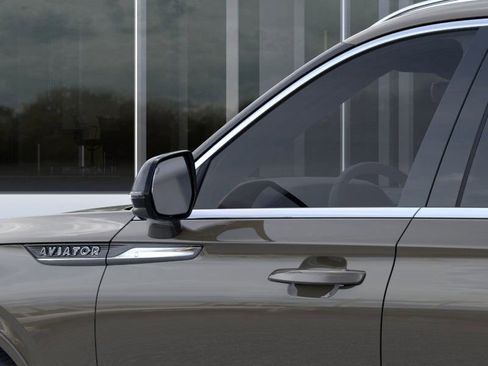 New 2025 Lincoln Aviator Black Label image 21