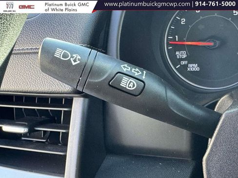 Used 2024 GMC Terrain SLE w/ Driver Convenience Package image 22