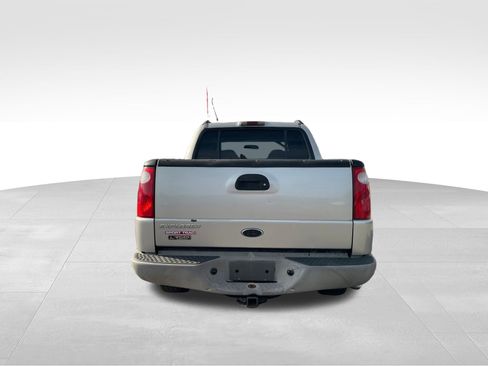 Used 2002 Ford Explorer Sport Trac 2WD image 7