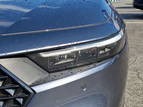 Used 2023 Honda Accord Touring image 11