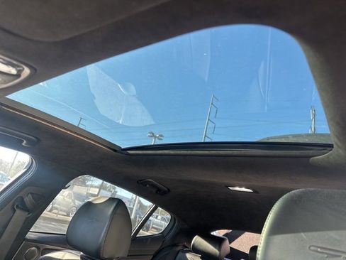 Used 2020 Kia Stinger GT2 image 12