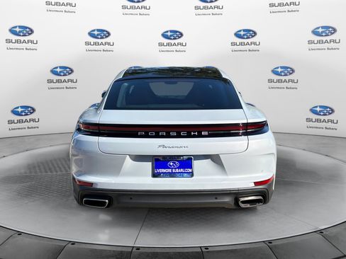 Used 2026 Porsche Panamera RWD image 4