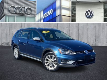 Used 2017 Volkswagen Golf Alltrack SE