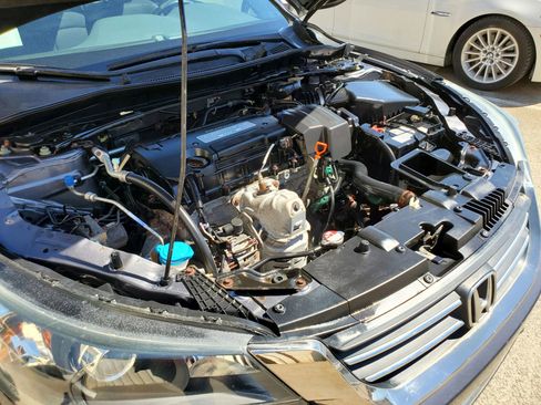 Used 2013 Honda Accord Sport image 60