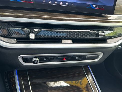 Used 2024 BMW X7 xDrive40i image 57