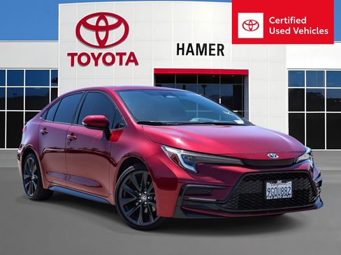 Used 2023 Toyota Corolla SE w/ SE Package FWD image 1