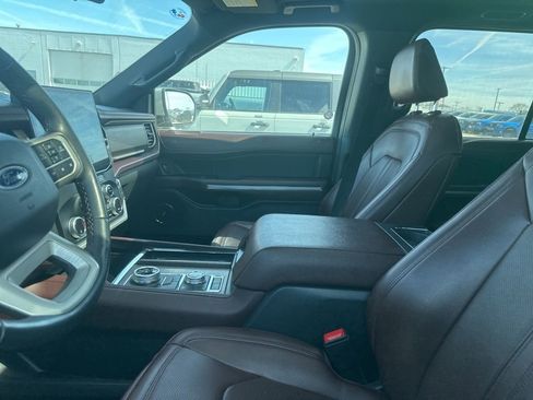 Used 2024 Ford Expedition Max Limited image 6