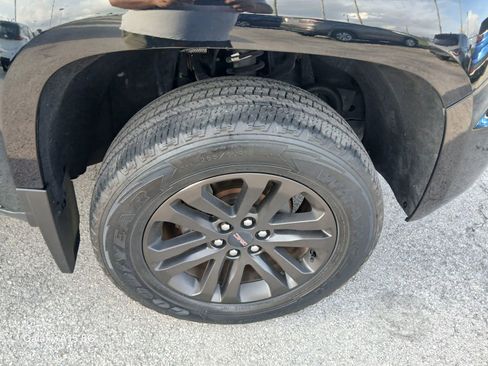 Used 2019 GMC Canyon SLE w/ Elevation Edition RWD image 19