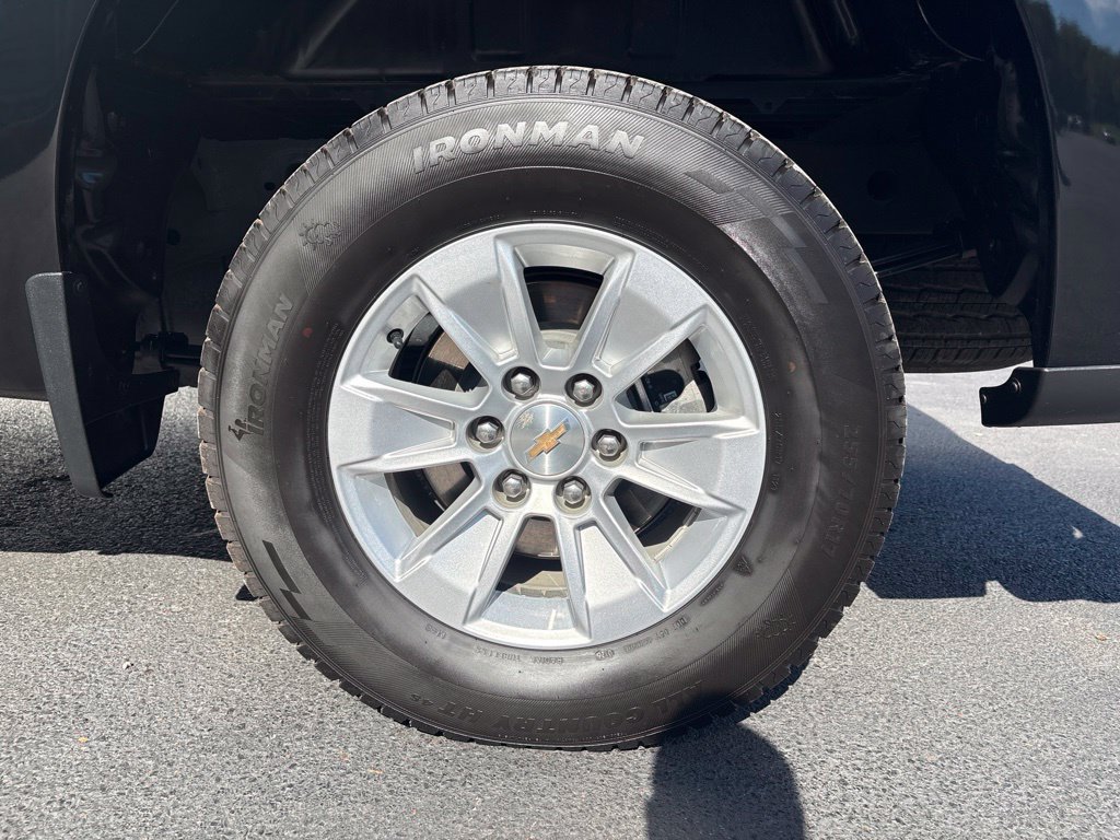 Used 2025 Chevrolet Silverado 1500 LT AWD/4WD image 10