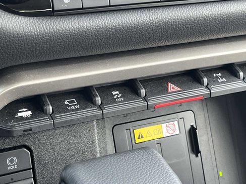 Used 2024 Toyota Tundra Limited w/ TRD Off-Road Package AWD/4WD image 31