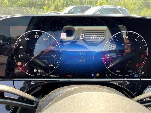 Used 2024 Mercedes-Benz E 350 4MATIC Sedan image 5