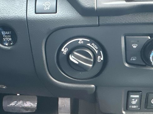 New 2026 Nissan Frontier SV w/ SV Convenience Package AWD/4WD image 36