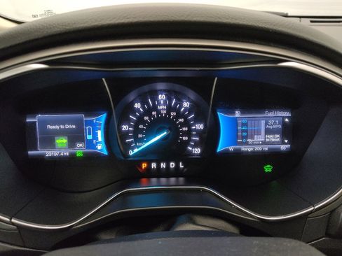 Used 2018 Ford Fusion S FWD image 23