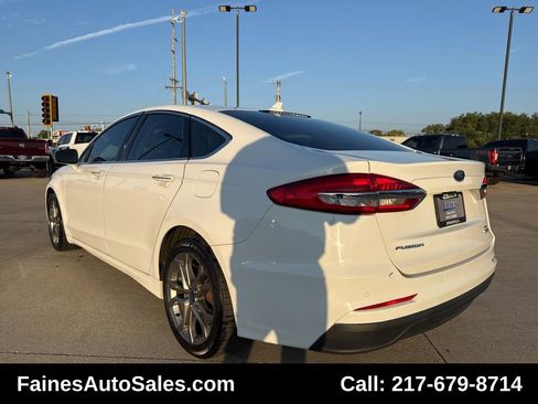 Used 2019 Ford Fusion SEL image 13