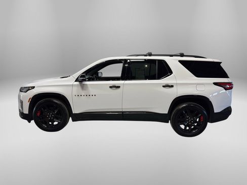 Used 2022 Chevrolet Traverse Premier w/ Redline Edition image 3