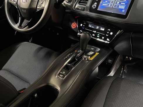 Used 2019 Honda HR-V EX image 38