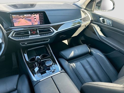Used 2020 BMW X7 xDrive40i w/ Premium Package image 24